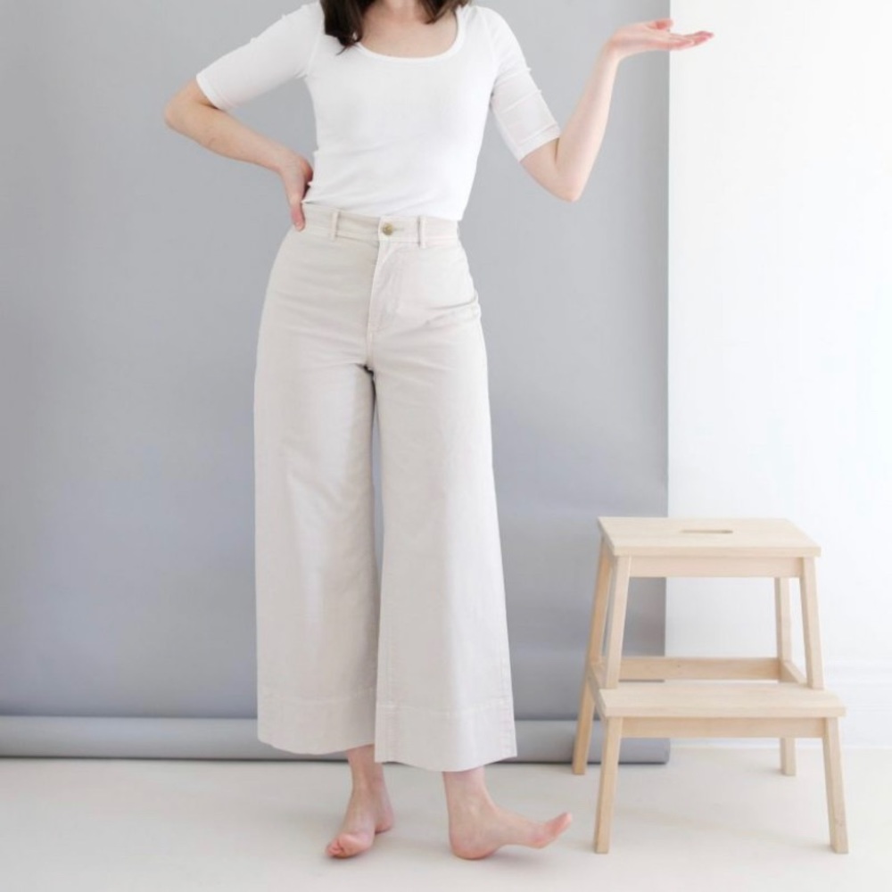 Everlane lightweight chino sand size 0